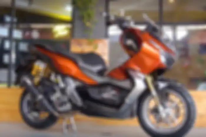 Honda ADV150 garapan R3 Painting