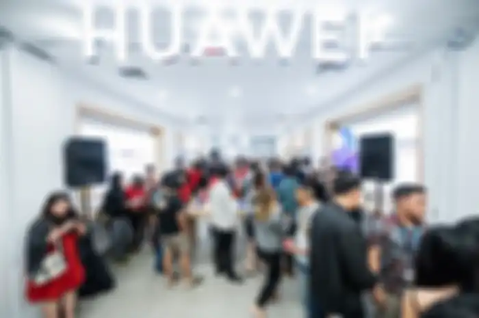 Suasana gerai resmi Huawei