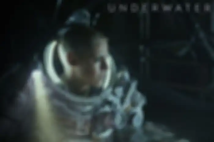 Sinopsis film 'Underwater'.