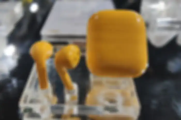 realme Buds Air warna kuning
