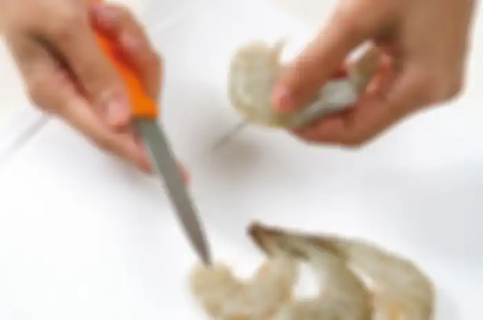 Katanya Harus Dibuang, Benarkah Kotoran di Punggung Udang Wajib Dibersihkan Agar Tak Sebabkan Penyakit Mematikan?