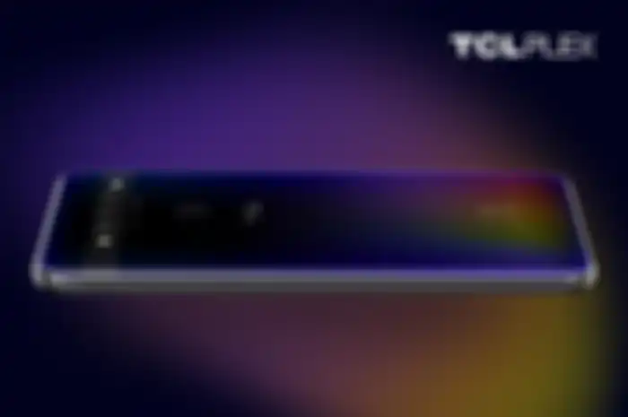 Gambar tampilan TCL Plex
