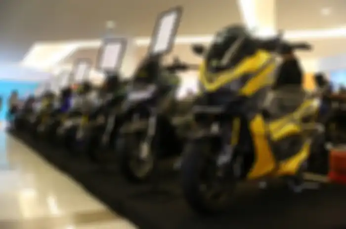 Ilustrasi Customaxi. Pamer modifikasi  motor Yamaha di Customaxi x Yard Built 2023, buruan daftar tinggal beberapa hari lagi!