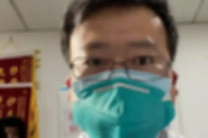 Diketahui pada Jumat (7/2/2020) pukul 02.58 pagi waktu setempat di Rumah Sakit Pusat Wuhan, dokter Li Wenliang meninggal dunia.