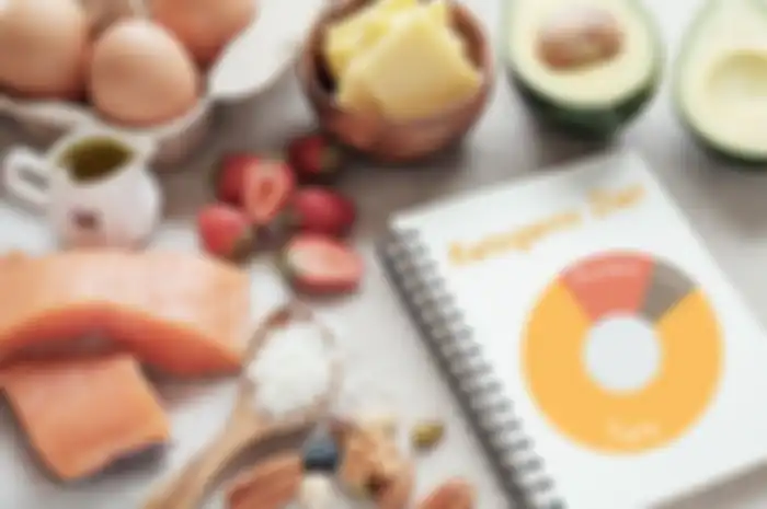 Diet rendah karbohidrat dan tinggi lemak dipercaya efektif menurunkan berat badan. Namun sebuah penelitian menunjukkan diet ini memiliki resiko