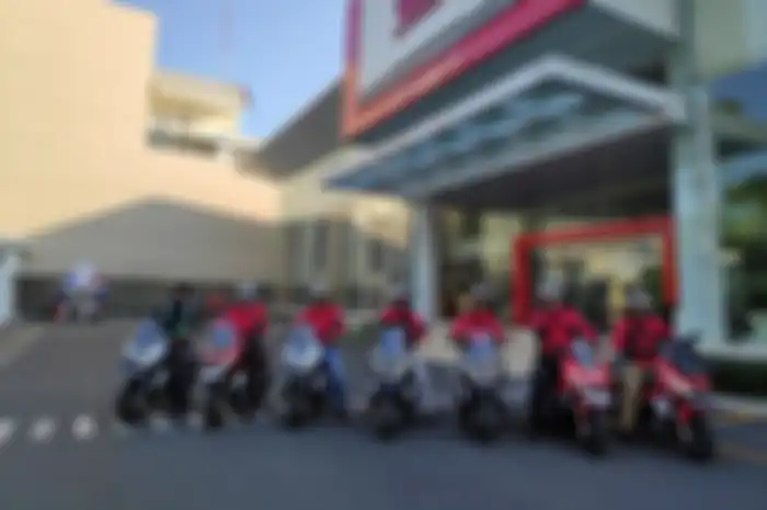 Tim Astra Motor Jateng menggunakan Honda ADV150