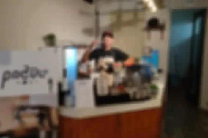Dimas Ekky Pratama buka kedai Kopi Pacul sambil menunggu kepastian Tim untuk balap musim 2020