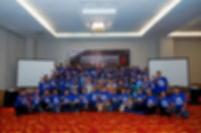 Foto para peserta Suzuki Sales Competition