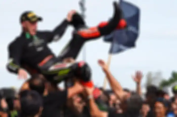 Jonathan Rea bersama Kawasaki tidak terbendung di sirkuit Portimao ketika WSBK Portugal