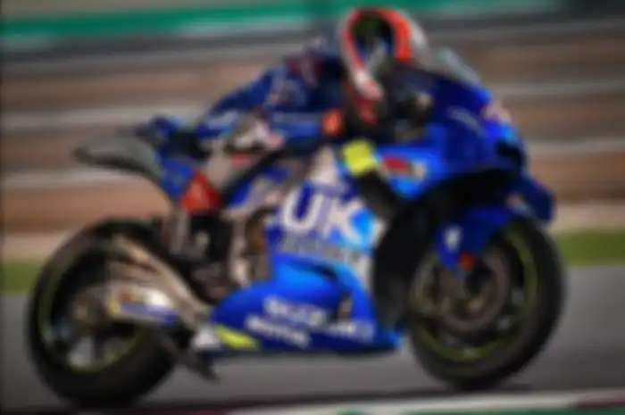Alex Rins pembalap andalan dari Suzuki Ecstar menjadi pembalap tercepat 1 di hari pertama tes pramusim MotoGP 2020 Qatar