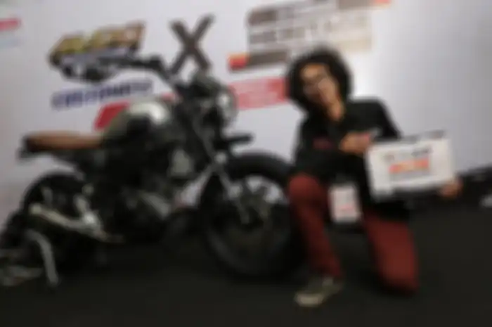 Yamaha XSR155 jawara semifinal Customaxi x Yamaha Heritage Built Medan 2020