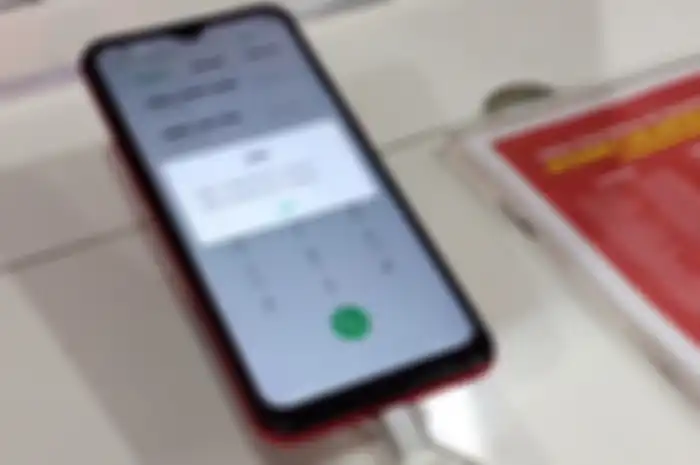 Contoh pengecekan IMEI pada ponsel.