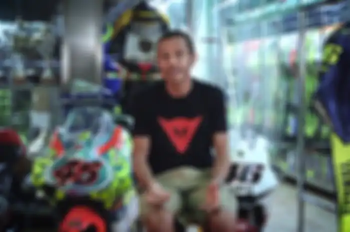 Valentino Rossi menjelaskan ruangan rahasianya yang berada di rumahnya.