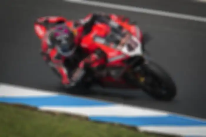 Scott Redding cukup bersinar dalam debutnya di WSBK