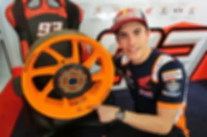 Pelek RC213V Marc Marquez dijual terbuka, segini harganya.