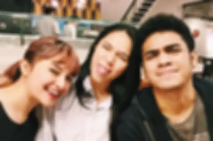 Marshanda, Alyssa, dan Adrian