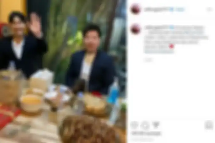 Raffi Ahmad dan Nagita Slavina suguhkan sate saat dikunjungi Choi Siwon di kediamannya