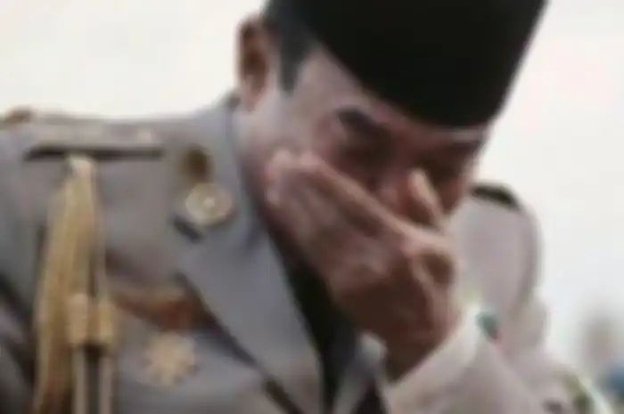  Kondisinya Kian Memburuk Hingga Akhirnya Tutup Usia, Tangis Keluarganya Pecah Saat Soekarno Ucap 1 Kata Lirih Tak Sanggup Tuntaskan Kalimat Akhir