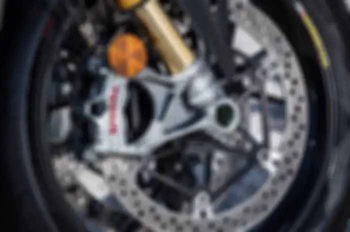 Sistem pengereman Brembo dengan kaliper monoblok