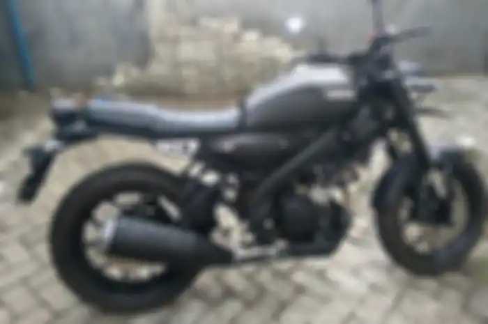 Yamaha XSR 155 pakai setang Byson