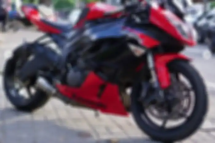 Kawasaki ZX-6R yang disewakan di Riple, syarat sewa moge ternyata cuma perlu dua hal saja