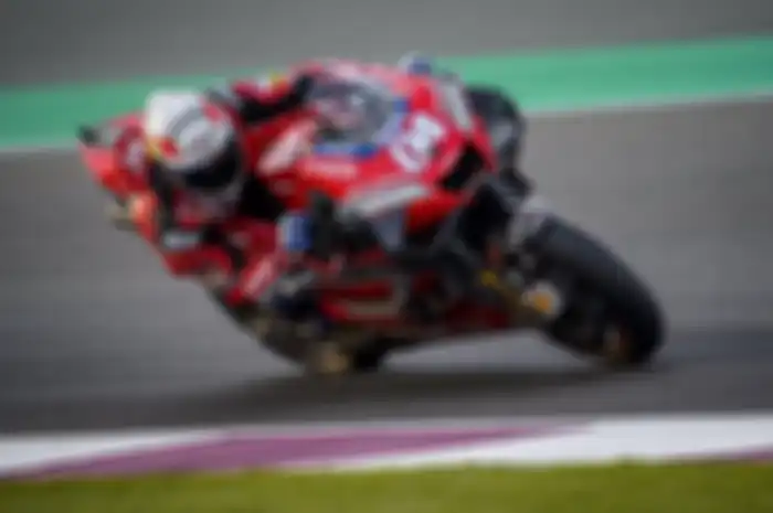 Ilustrasi. Motor MotoGP beberapa musim belakangan distribusi pengeremannya lebih besar ke depan, ditunjukkan dengan aplikasi cakram dobel seperti di Ducati Desmosdici GP