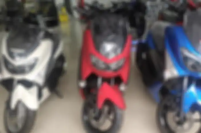 Ilustrasi stok Yamaha NMAX di dealer resmi.