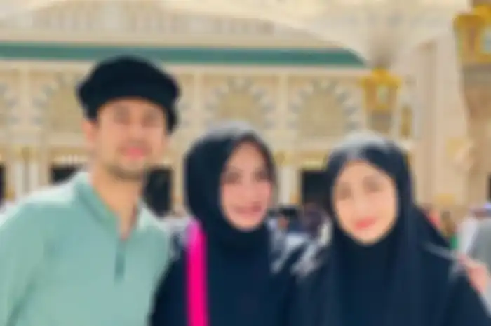 Dengar Anaknya Bakal Dimadu, Mama Rieta Ngamuk Hingga Semprot Raffi Ahmad: Gila Lu Gak Punya Otak, Jangan Becanda Lu Fi!