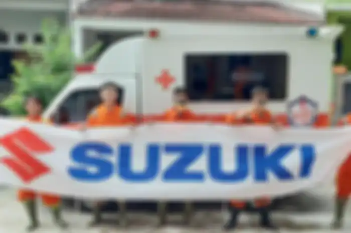 Suzuki Club Reaksi Cepat (SCRC) langsung cegah penyebaran virus corona menyumbangkan APD dan menyemprotkan disinfektan