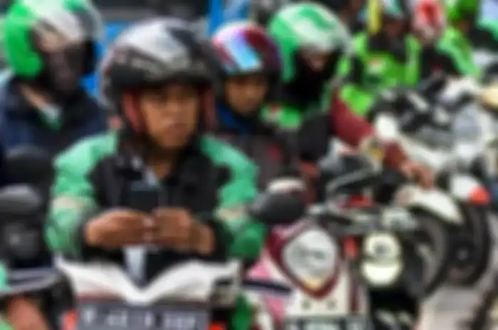 Ada 1.568 ojek online yang melanggar selama 46 hari pelaksanaan  Pembatasan Sosial Berskala Besar (PSBB) DKI Jakarta.