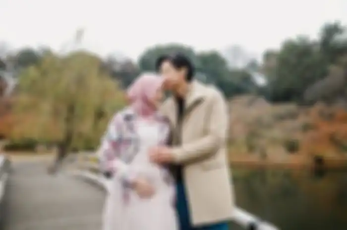 Roger Danuarta dan Cut Meyriska.