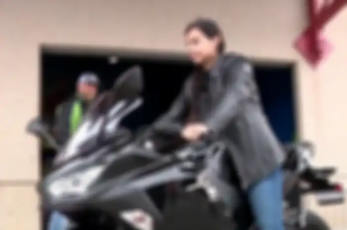 Perawat Mercedes Suarez diberi Kawasaki Ninja 400 setelah motornya hilang