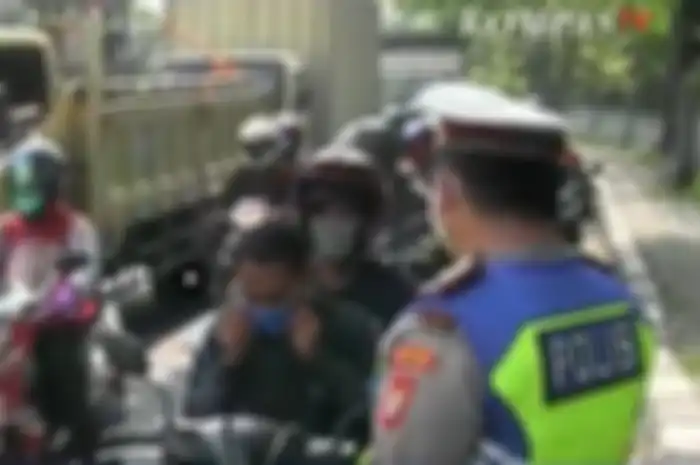 Polisi akan tilang pengendara yang melanggar PSBB
