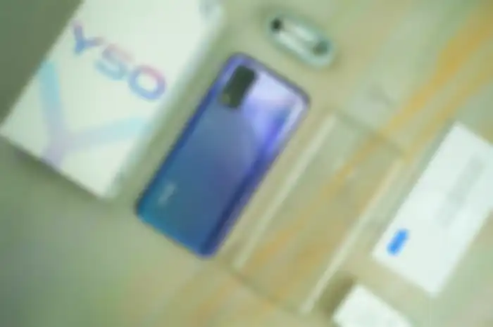 Isi lengkap box penjualan Vivo Y50