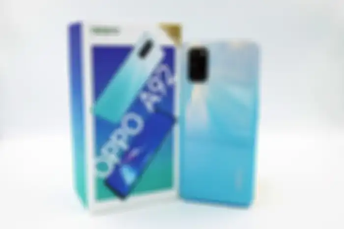OPPO A92 dan boks