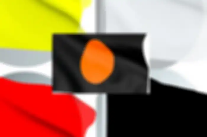 Lima bendera yang sifatnya perintah buat pembalap MotoGP tidak alasan tidak mematuhitnya. Bendera kuning, putih, merah, hitam dan hitam bulatan jingga