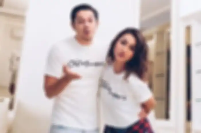 Andrew Andika dan Sang Istri banting setir jualan online shop demi bertahan hidup