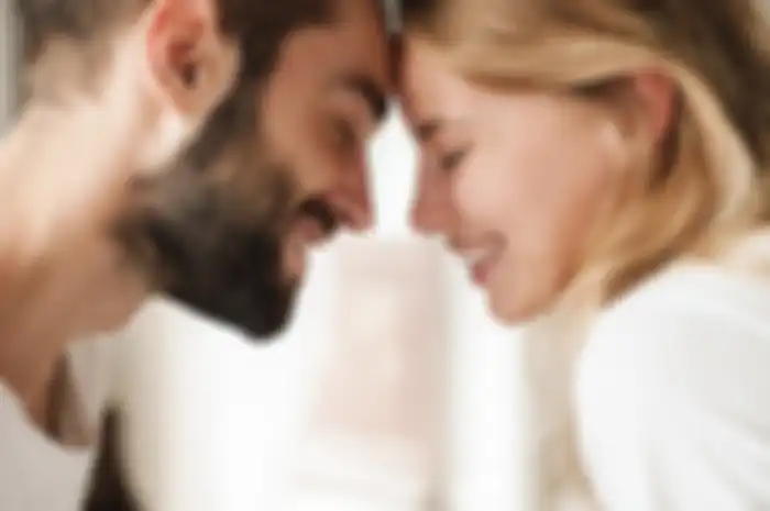 Mau Buat Ruang Terasa Lebih Bergairah dan Romantis? Ini Triknya!