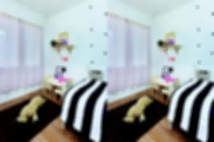 Kamar tidur ini nyaman untuk tidur dan berbain bagi anak.