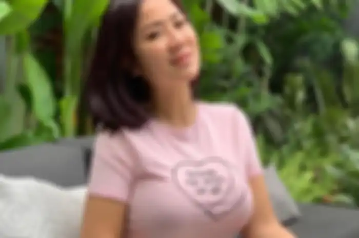 Selebgram Tante Ernie