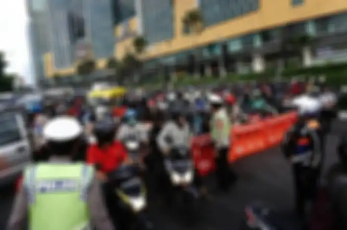 Kemacetan di hari pertama PSBB Surabaya