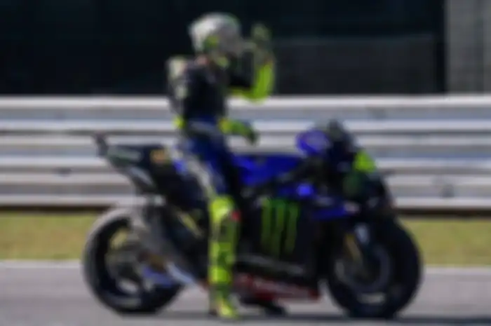  Nasib karier belum jelas musim depan, Valentino Rossi minta Yamaha untuk fokus dengan Fabio Quartararo dan Maverick Vinales.