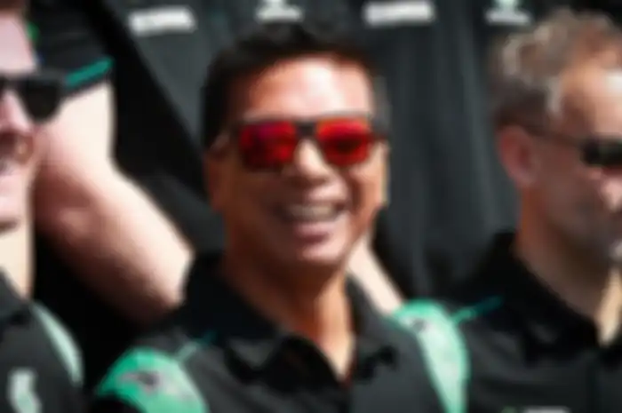 Bos Sepang Racing Team, Razlan Razali, bersama seluruh anggota tim Sepang Racing Team, mengucapkan Selamat Hari Raya Idul Fitri