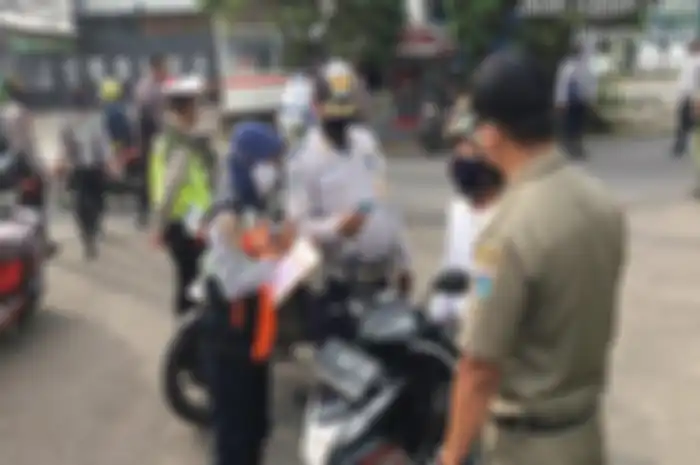 Ilustrasi, Rencananya Pemprov DKI Jakarta akan menerapkan PSBL kepada 62 RW yang masih dalam zona merah