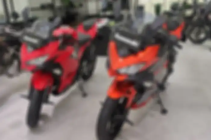 Ilustrasi Kawasaki Ninja 250. Segini Harga Ninja 250 terbaru sebelum Ninja ZX-25R rilis.