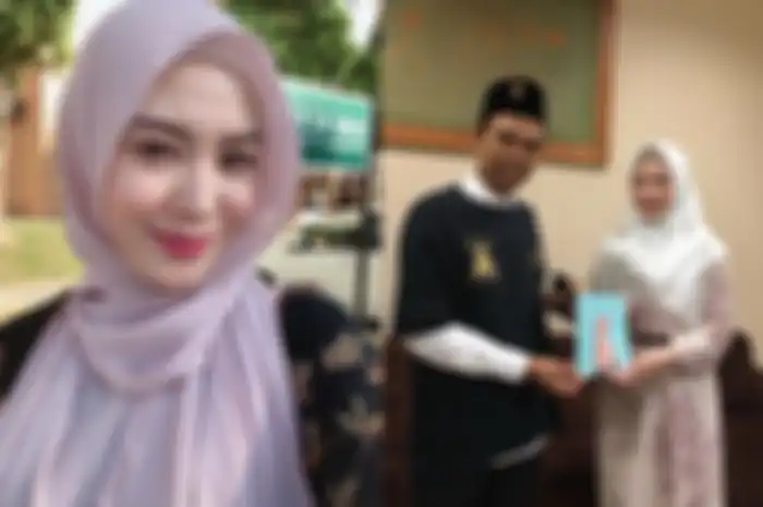 Selebgram asal Korea Selatan, Ayana Moon dijodoh-jodohkan dengan Ustaz Abdul Somad (UAS).