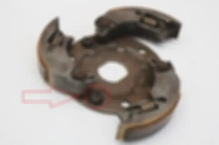 Karet damper kampas ganda yang getas atau keras bisa sebabkan CVT bergetar