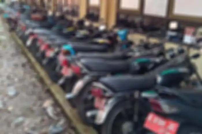 Ilustrasi lelang motor dinas