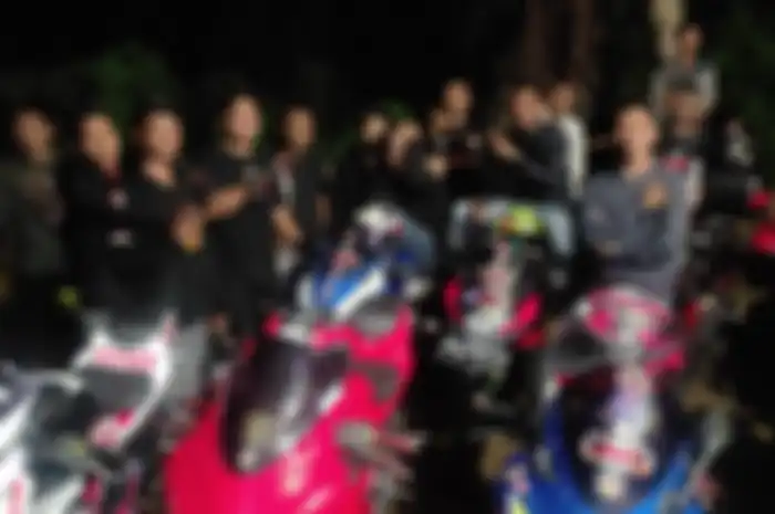 Pasca pelonggaran PSBB, komunitas motor GSX Community Nusantara (GCN) chapter pariaman langsung mengadakan kopdar.