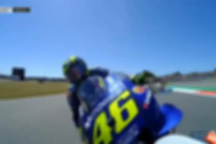 Valentino Rossi menyeruduk Jorge Lorenzo di MotoGP Belanda 2018 di sirkuit Assen di kecepatan 196 km/jam